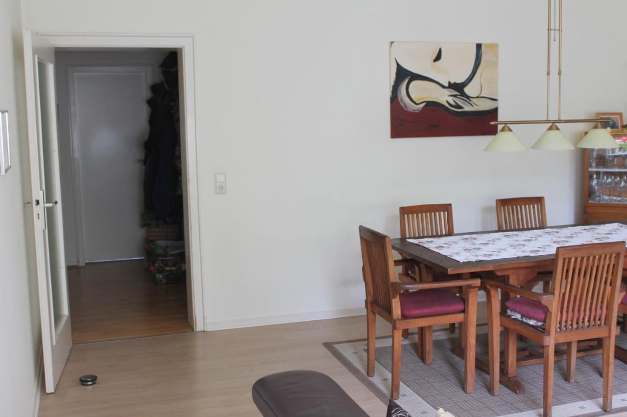 Bed & Breakfast Bonn 24 Mai Bis14 Juni Mit Hund In Der Wohnung Экстерьер фото